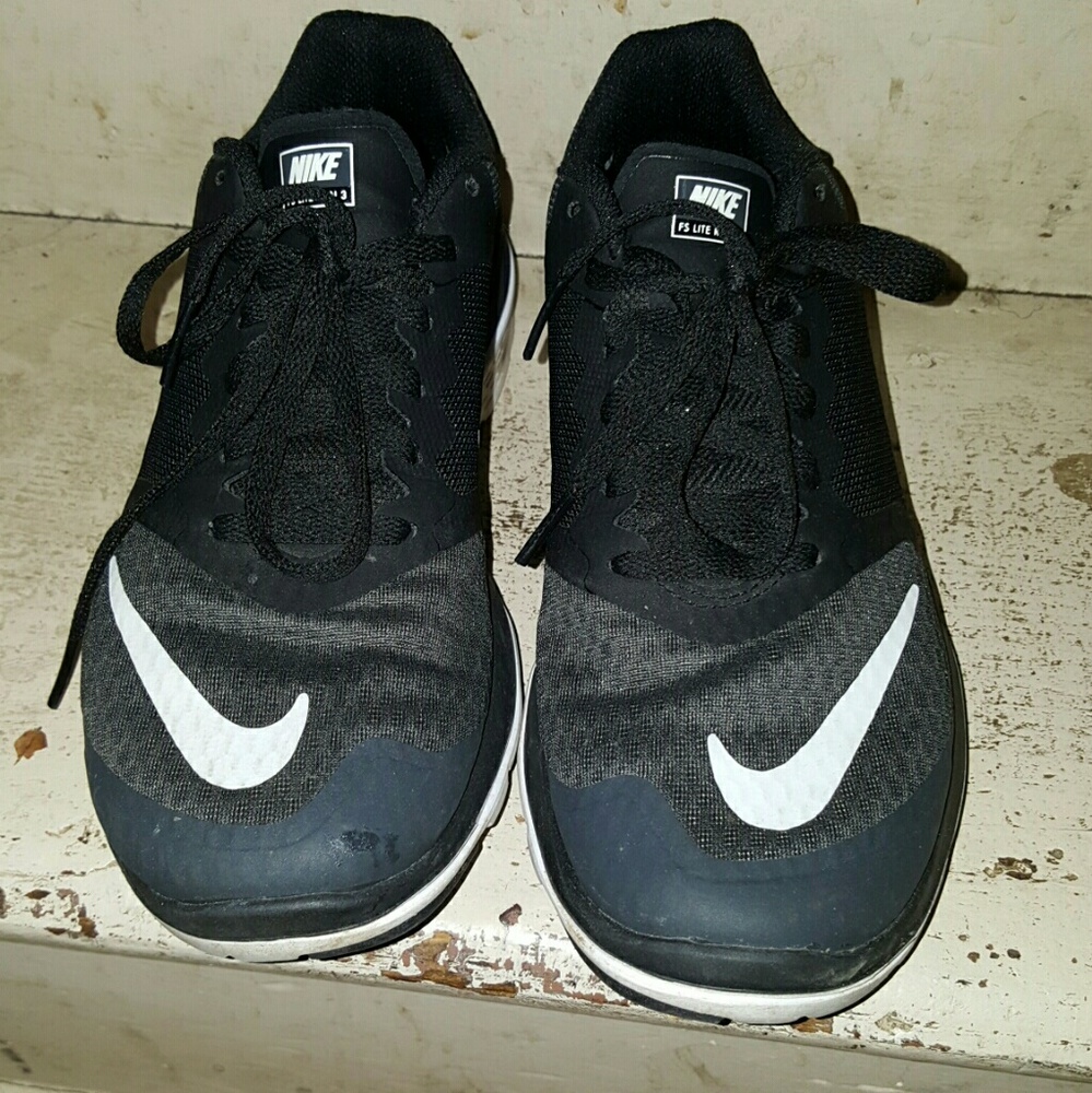 Nike FS Lite Run 3